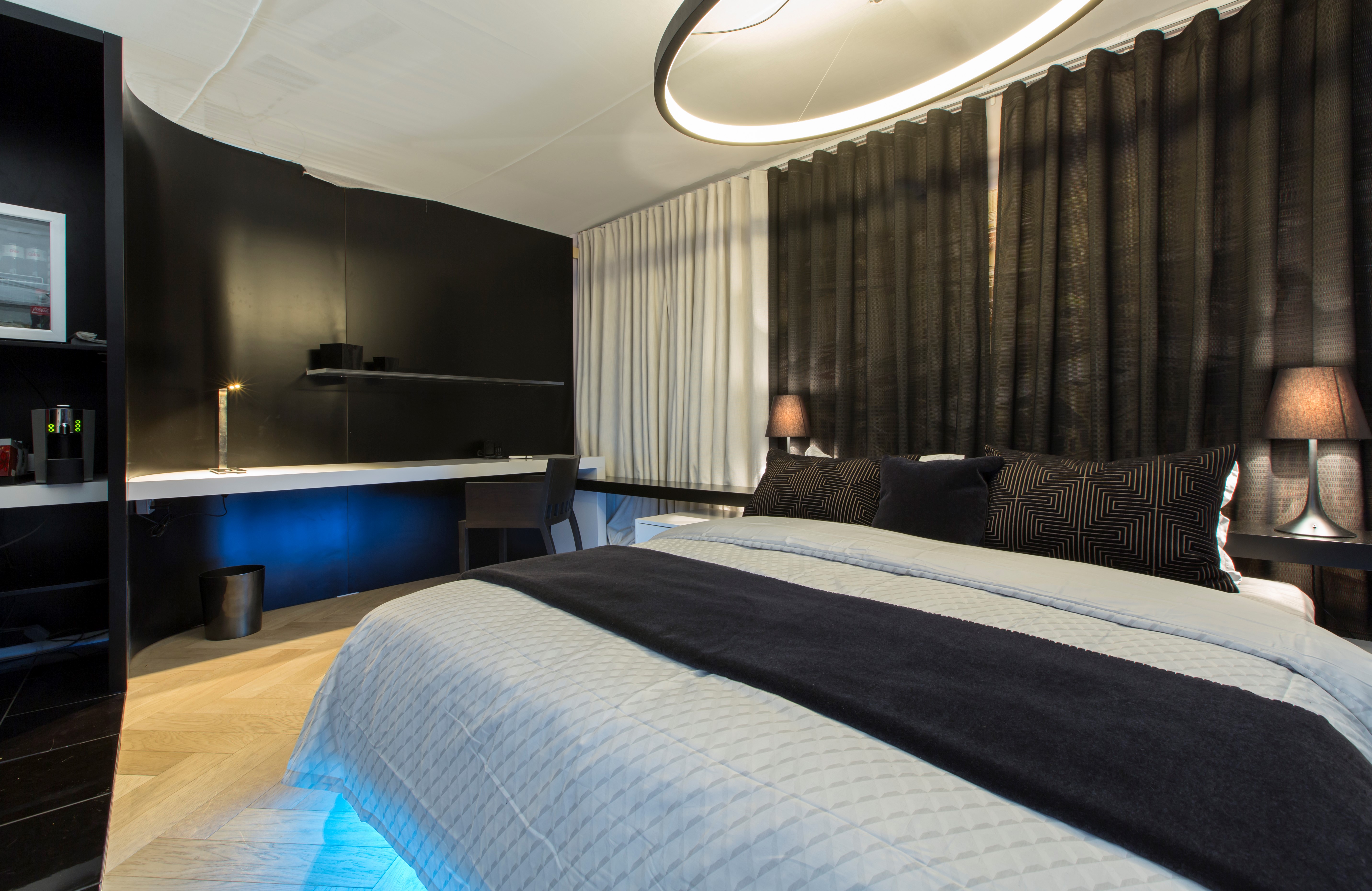 Johannes Obrecht - Full Service by CuttingEdge